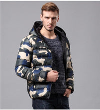 Carregar imagem no visualizador da galeria, Jaqueta Masculina Camuflada
